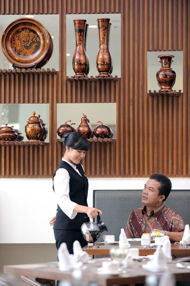 Sintesa Peninsula Hotel Palembang Exteriér fotografie