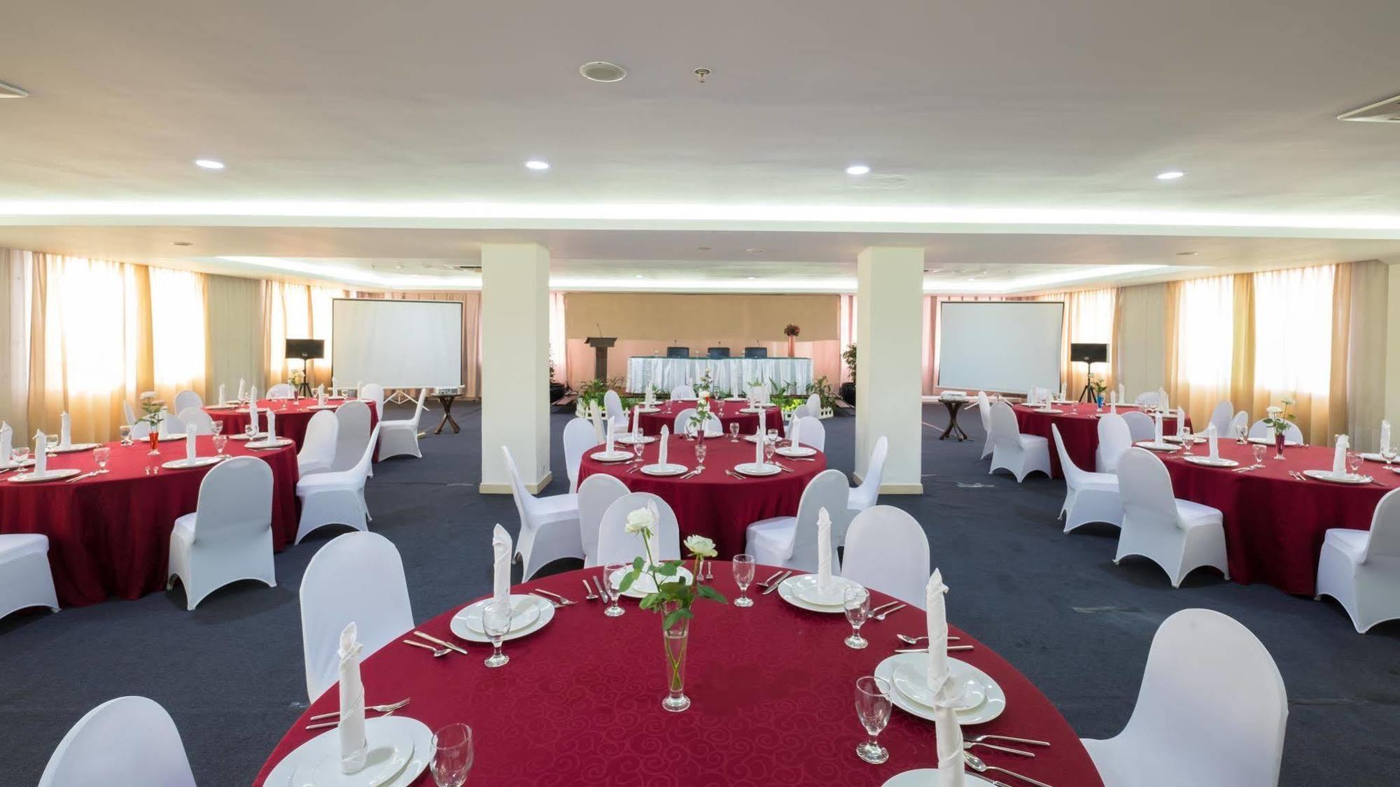 Sintesa Peninsula Hotel Palembang Exteriér fotografie